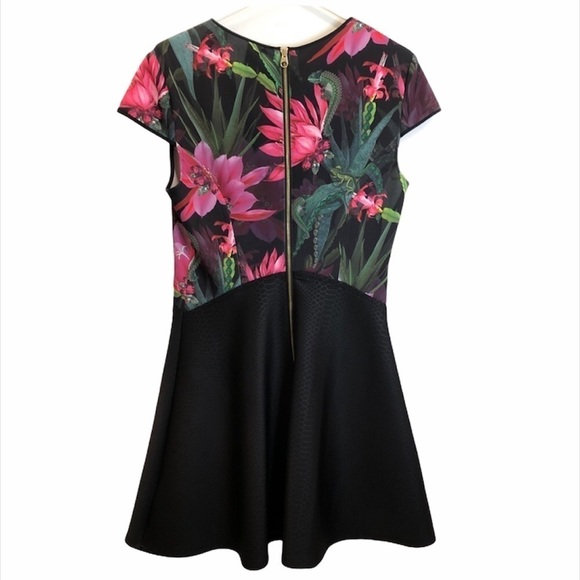 Ted Baker Carllie Floral Skater Scuba Dress 4 - Picture 14 of 15